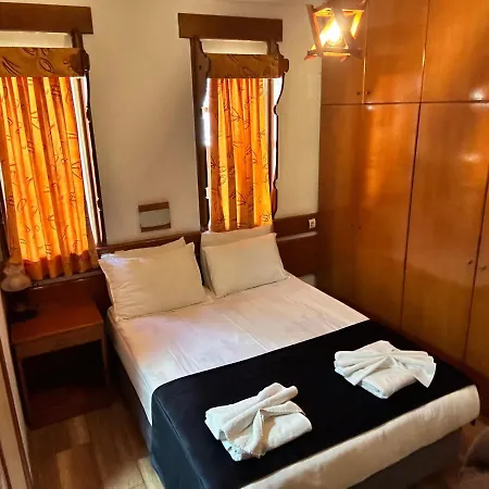 Karyatit Kaleici Hotel Antalya