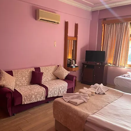 Karyatit Kaleici 2* Antalya