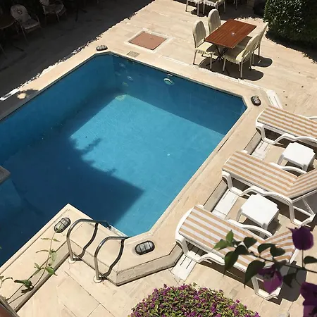 Karyatit Kaleici Hotel