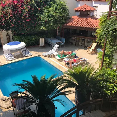 Karyatit Kaleici Antalya