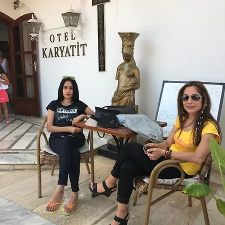Karyatit Kaleici